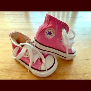 Infant girls Converse HT size 2